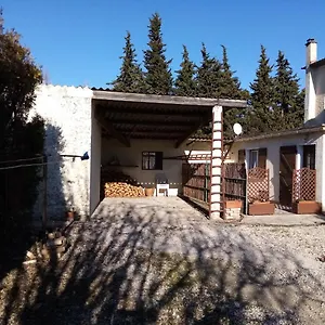 https://chris-et-lolo-84.fr-provencehotel.com