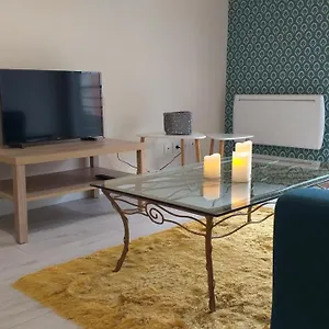 https://le-georges-marin.hotels-rhonealpes.com