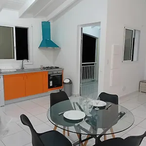 Maison Dans Les Hauteurs Le Gosier (Grande-Terre)